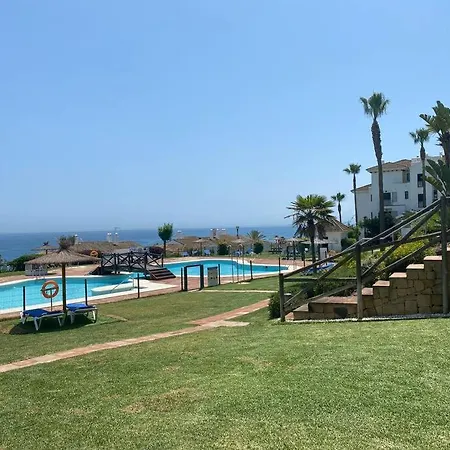 Shanti Sea View Alcaidesa